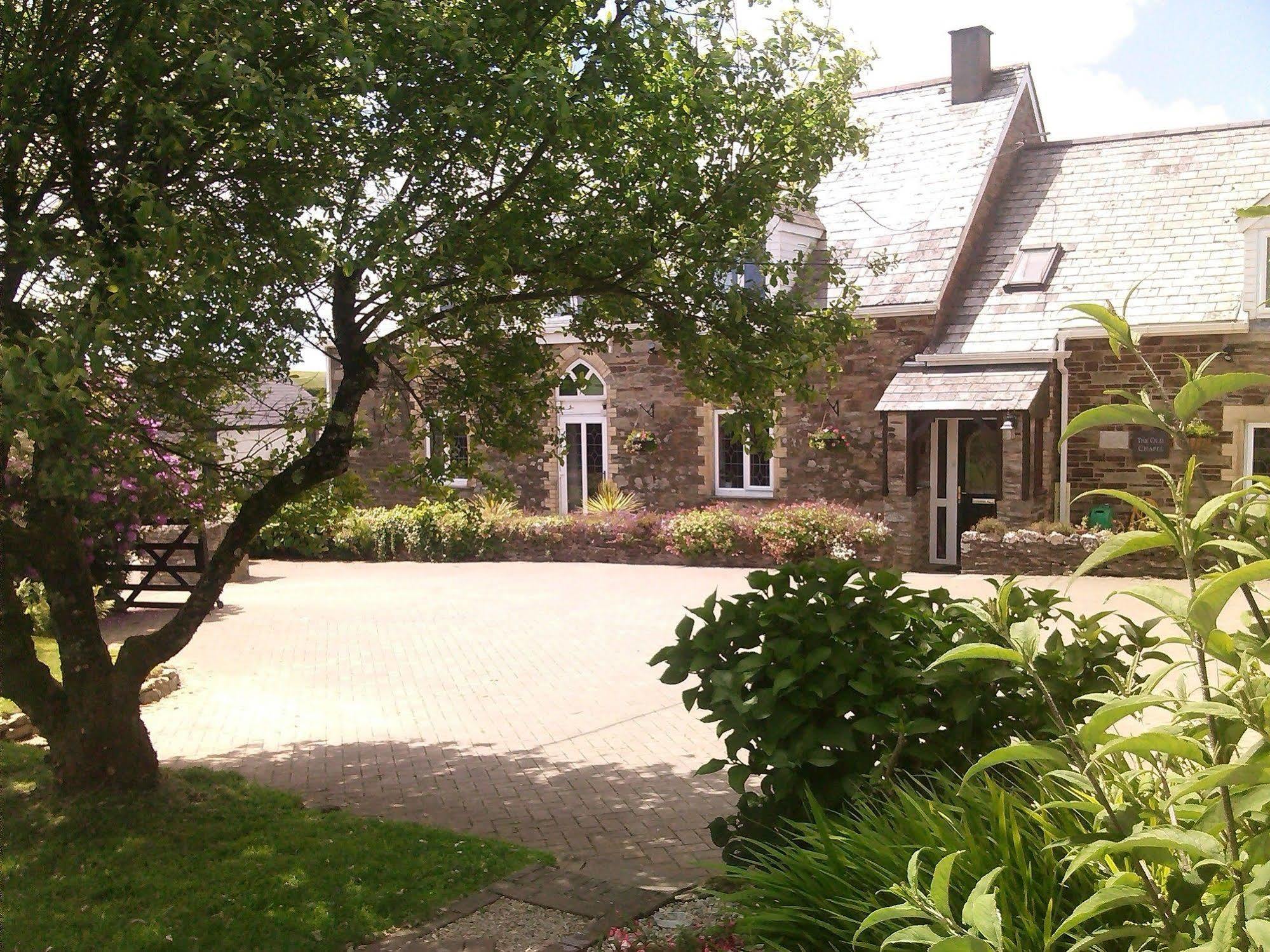 The Old Chapel B&B 로스트위델 외부 사진